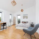 Apartment Radziwillowska Cracow Planty By Renters *